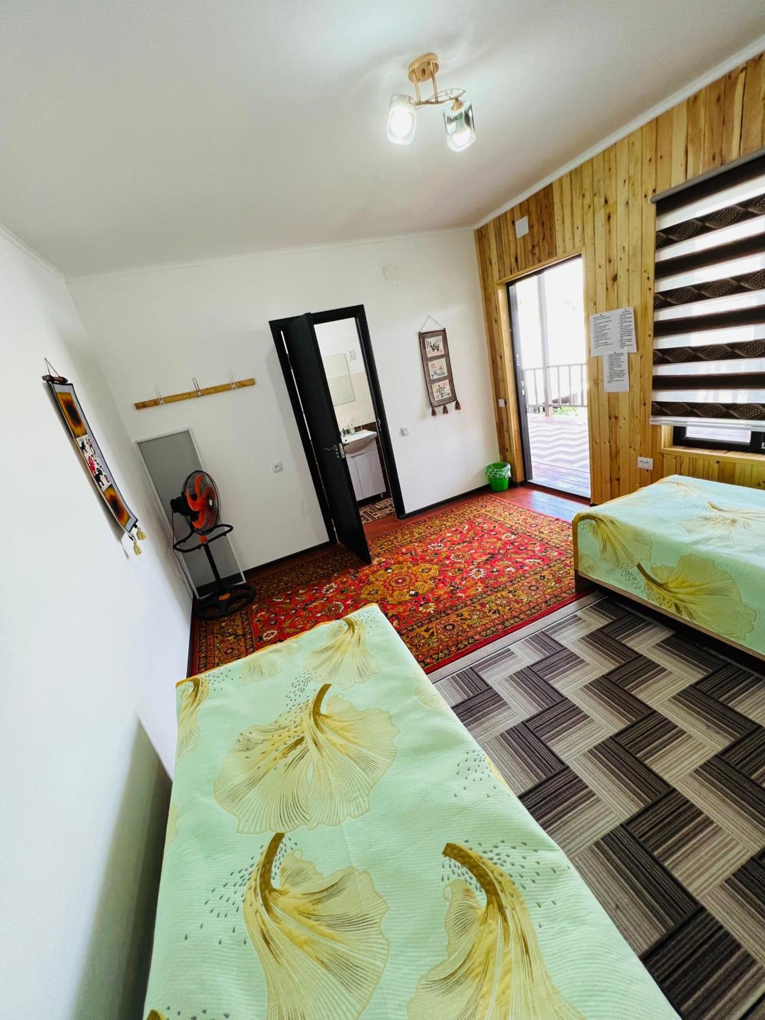 Guest House Kagan Toktogul Exteriér fotografie